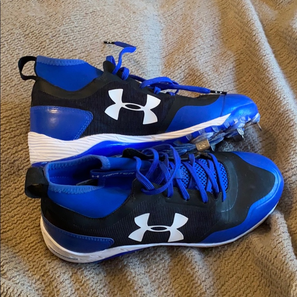 Under Armour baseball cleats ⚾️